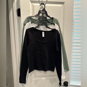 90 DEGREE BY REFLEX
3-Pack Skylar Henley Tops size L